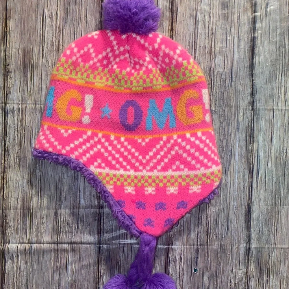 💞 Big Kids One Size “OMG!” Pom Pom Beanie Knit Hat